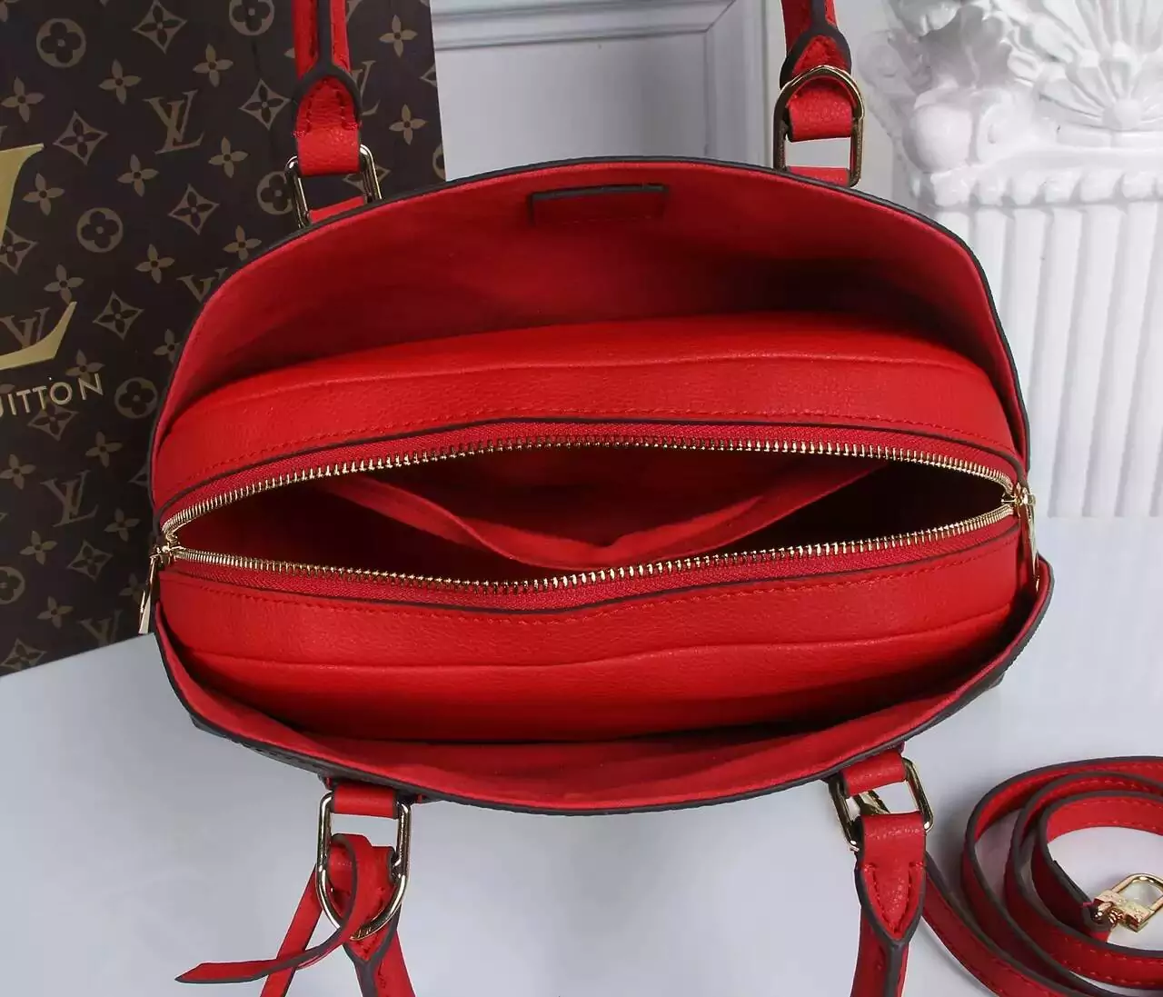 fashion sac louis vuitton solde rouge m41779 w33h24d14